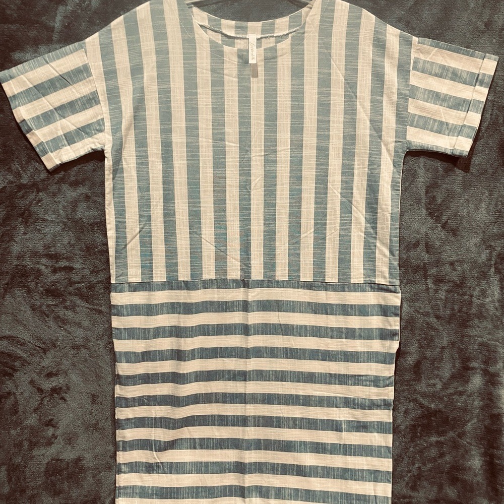 100% Cotton Blue/ White short-sleeved, striped, block-patterned shift dress Sz L - Picture 2 of 8